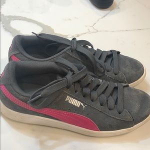 Girls Puma sneakers
